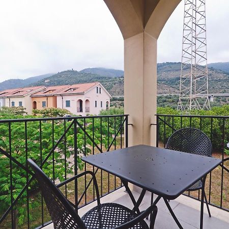 Castellaro Golf Resort المظهر الخارجي الصورة