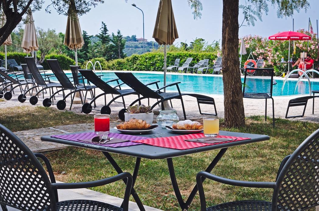 Castellaro Golf Resort المظهر الخارجي الصورة