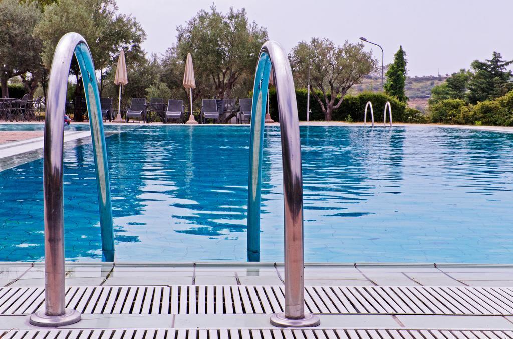 Castellaro Golf Resort المظهر الخارجي الصورة